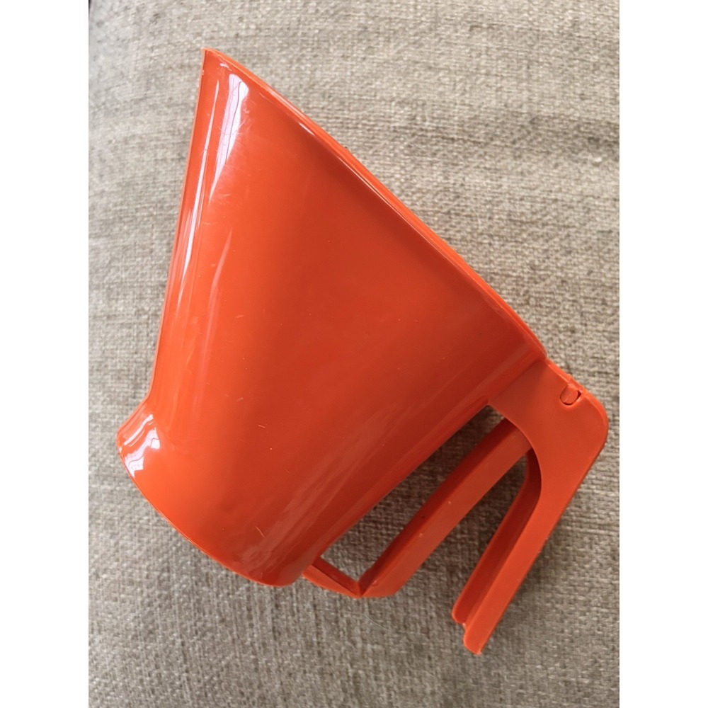 Vintage Rubbermaid 2748 Handheld 3-Cup Flour Sifter Orange MCM Mod Cottage Core